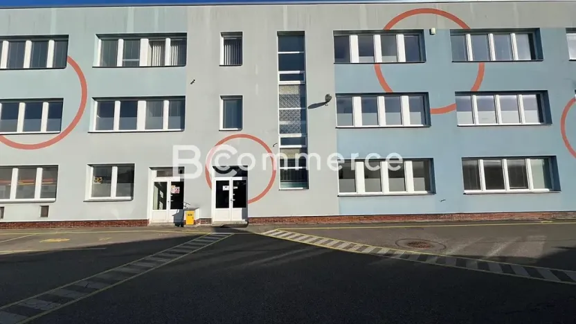 Pronájem skladu, Brno, Vídeňská, 1400 m2