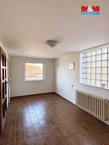 Prodej rodinného domu, Libiš, 300 m2