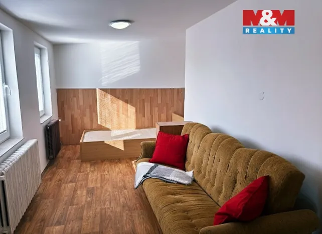 Prodej rodinného domu, Libiš, 300 m2