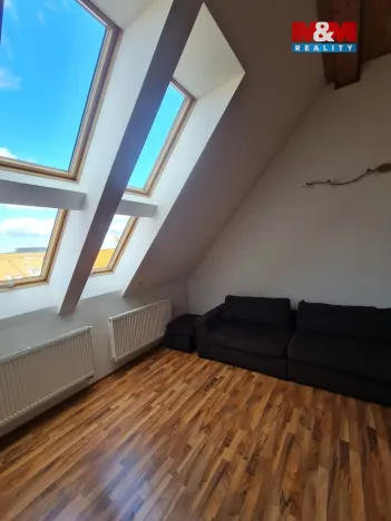 Pronájem bytu 1+kk, Velké Přílepy, Roztocká, 44 m2