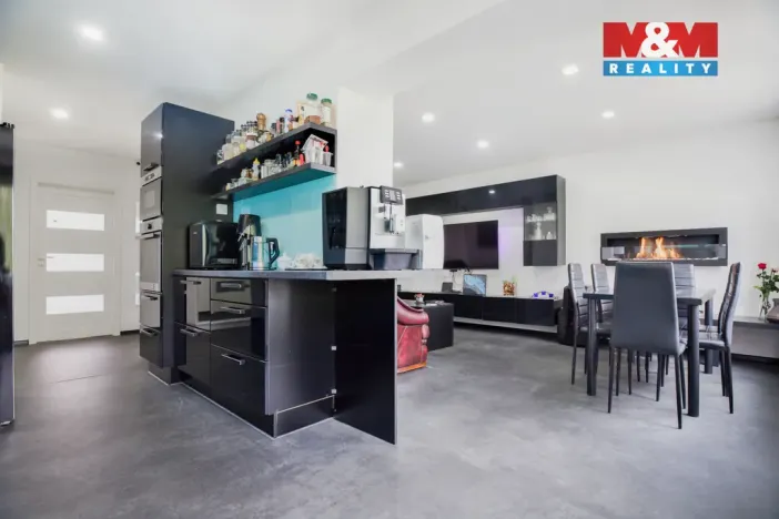 Prodej bytu 3+1, Vražkov, 80 m2