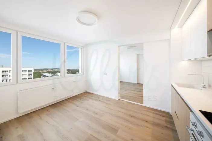 Prodej bytu 1+kk, Praha - Vokovice, Evropská, 24 m2