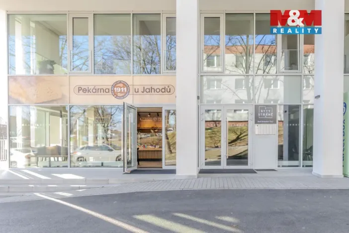 Prodej bytu 1+kk, Zlín, Nad Stráněmi, 34 m2