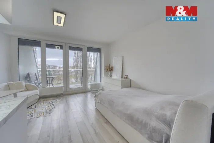 Prodej bytu 1+kk, Plzeň - Východní Předměstí, Slovanská, 39 m2