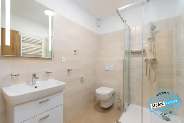 Pronájem bytu 2+1, Opava, Krnovská, 39 m2