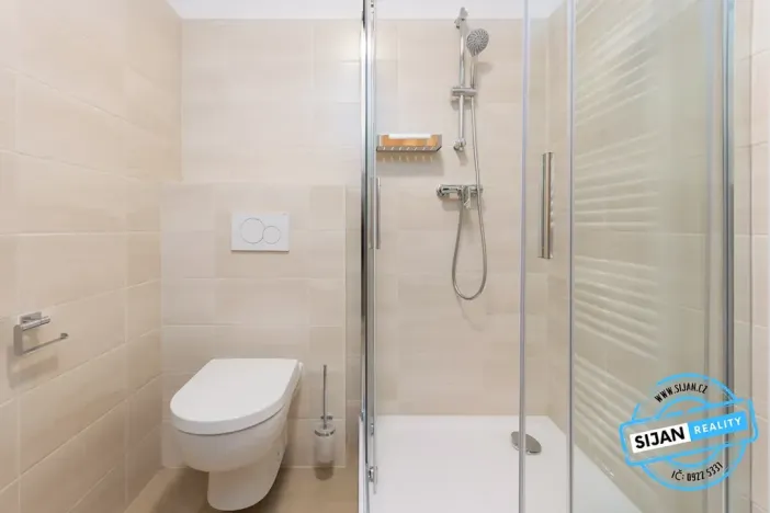 Pronájem bytu 2+1, Opava, Krnovská, 39 m2