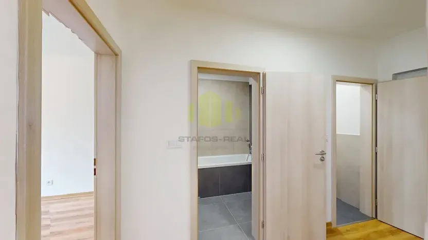 Pronájem bytu 2+kk, Olomouc, Topolová, 55 m2