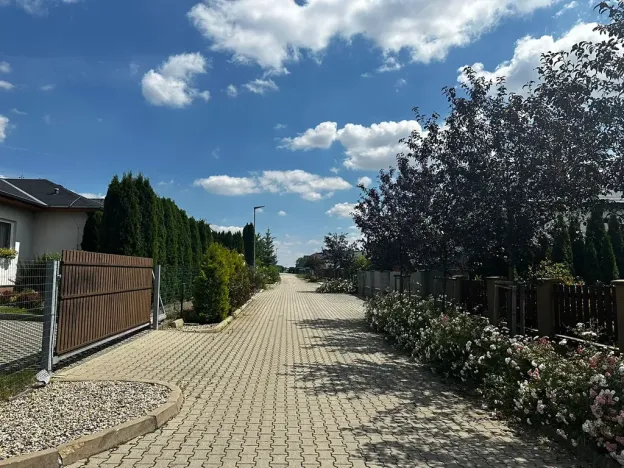 Prodej rodinného domu, Veleň, 134 m2