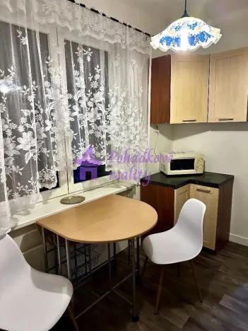 Pronájem bytu 2+1, Huzová, 65 m2