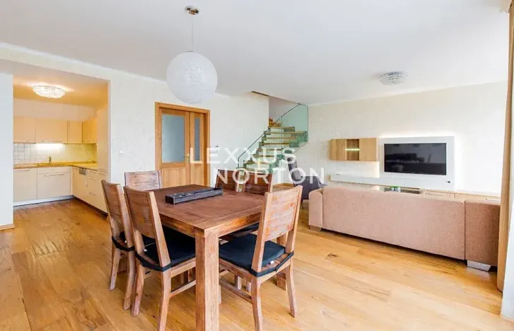 Pronájem bytu 4+kk, Praha - Vinohrady, Italská, 146 m2