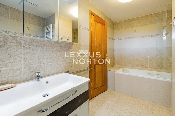 Pronájem bytu 4+kk, Praha - Vinohrady, Italská, 146 m2