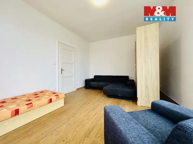 Pronájem bytu 1+1, Klatovy - Klatovy II, Masarykova, 54 m2