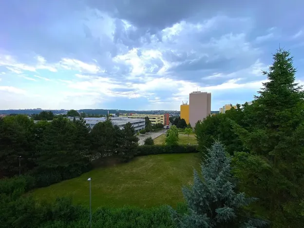 Pronájem bytu 1+kk, Praha, Družicová, 36 m2