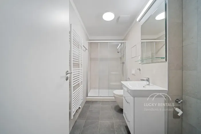 Pronájem bytu 1+kk, Praha - Chodov, Líbalova, 27 m2