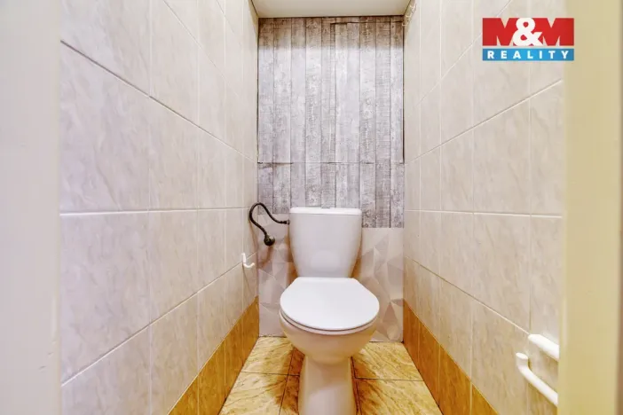 Prodej bytu 2+1, Mariánské Lázně, V Sadech, 48 m2