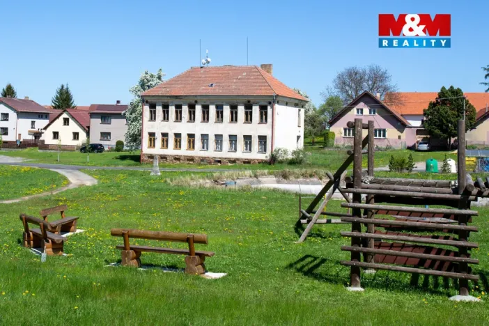 Prodej rodinného domu, Obrataň - Vintířov, 440 m2