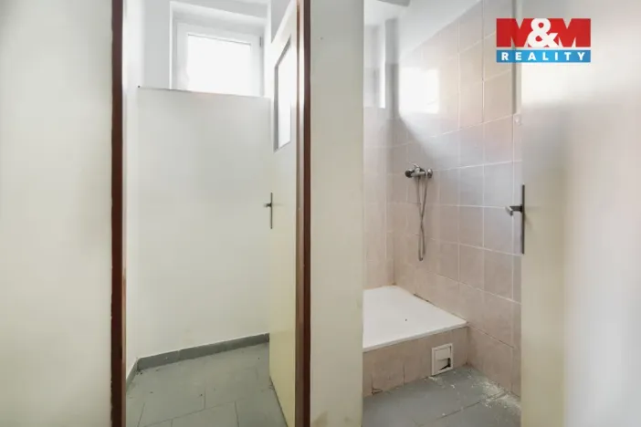Prodej činžovního domu, Štětí, Mírové nám., 500 m2
