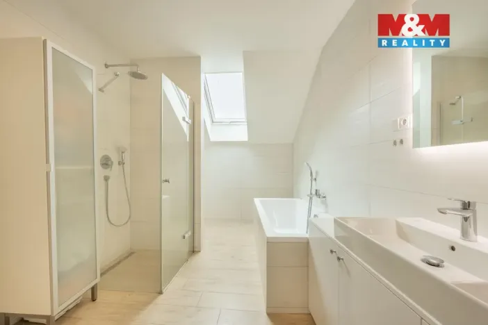 Prodej bytu 3+kk, Libušín, Smečenská, 90 m2