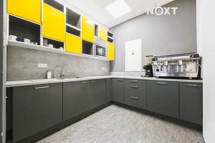 Prodej kanceláře, Brno, Hájecká, 2018 m2