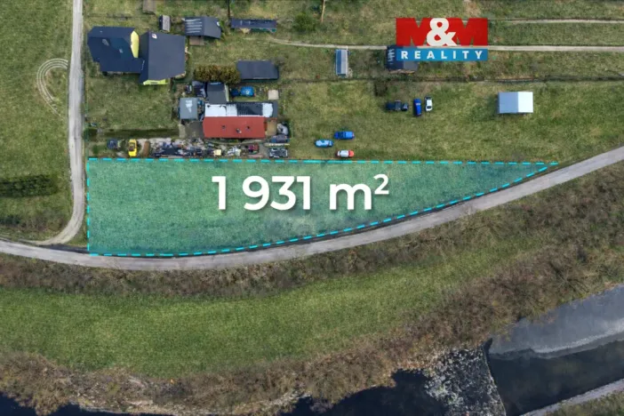 Prodej pole, Vsetín, 1931 m2