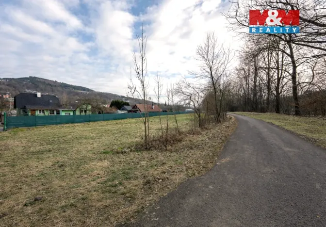 Prodej pole, Vsetín, 1931 m2