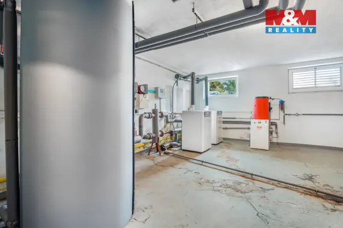 Prodej činžovního domu, Milovice, Topolová, 3337 m2