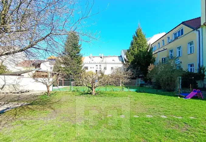 Pronájem bytu 1+kk, České Budějovice, Lipenská, 33 m2