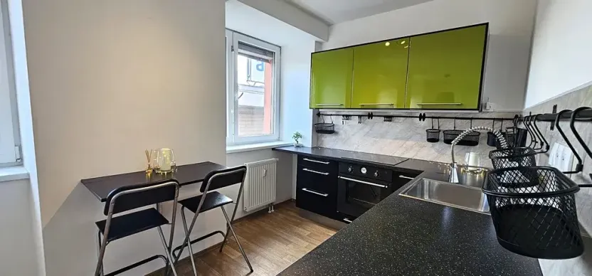 Pronájem bytu 1+kk, Brno, Tkalcovská, 32 m2
