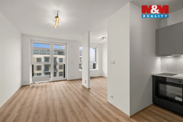 Pronájem bytu 1+kk, Kralupy nad Vltavou, Nádražní, 37 m2