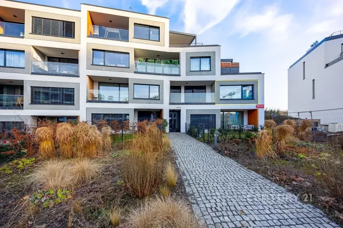 Prodej bytu 3+kk, Praha - Hlubočepy, Dostalové, 66 m2