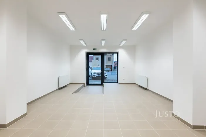 Pronájem obchodního prostoru, Staré Město, Hradišťská, 42 m2