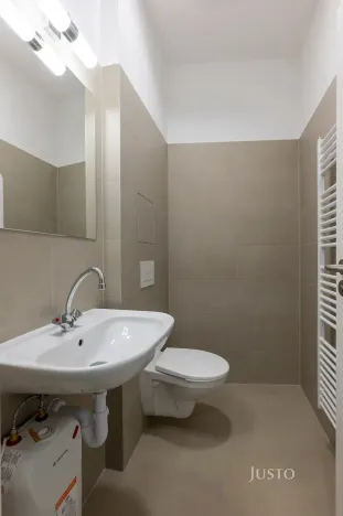 Pronájem obchodního prostoru, Staré Město, Hradišťská, 42 m2