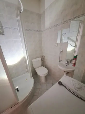 Pronájem bytu 1+kk, Praha - Michle, Jihlavská, 24 m2