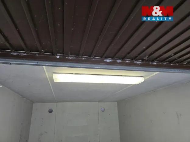 Pronájem garáže, Praha, Ke Kotlářce, 16 m2