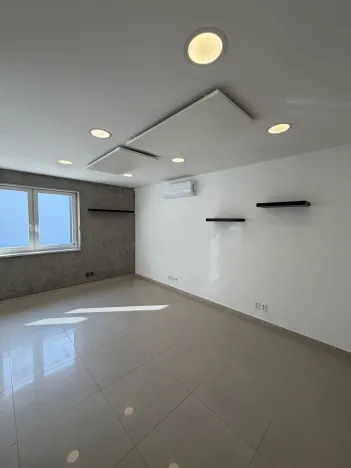 Pronájem kanceláře, Uherské Hradiště - Jarošov, Drahy, 56 m2