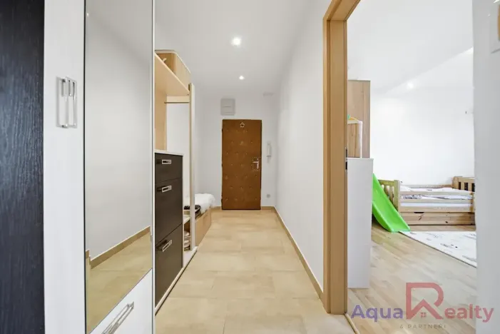 Prodej bytu 3+kk, Ostrov, Vančurova, 70 m2