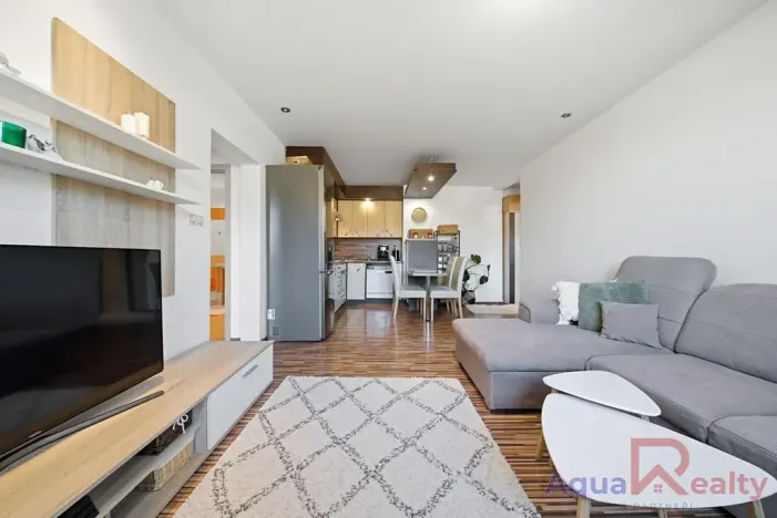 Prodej bytu 3+kk, Ostrov, Vančurova, 70 m2