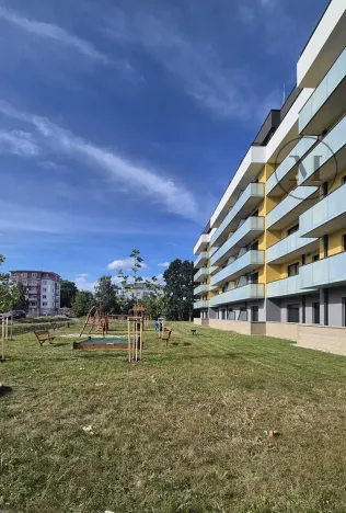 Pronájem bytu 2+kk, České Budějovice, Branišovská, 57 m2