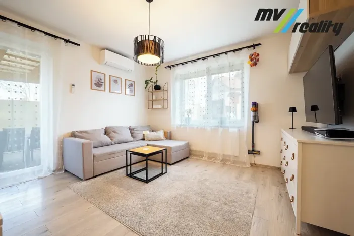 Prodej bytu 3+kk, Chotětov, 71 m2