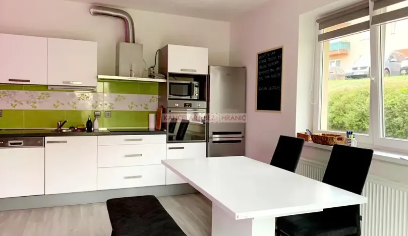 Pronájem bytu 2+kk, Tlučná, Pod Školkou, 69 m2