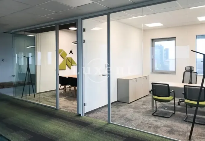 Pronájem kanceláře, Praha - Michle, Vyskočilova, 260 m2