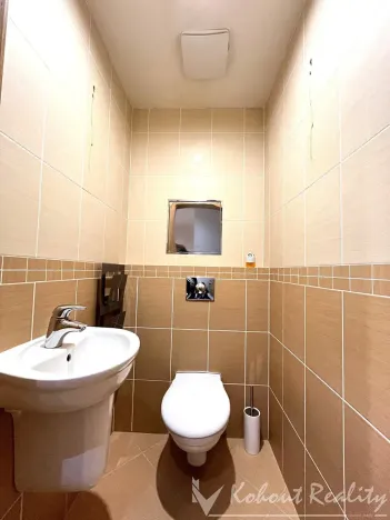 Pronájem bytu 2+kk, Praha - Záběhlice, Mattioliho, 61 m2