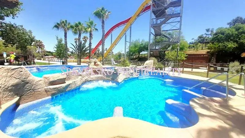 Prodej vily, Alicante, Španělsko, 59 m2