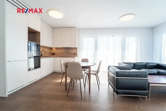 Pronájem bytu 2+kk, Praha - Stodůlky, Hábova, 68 m2