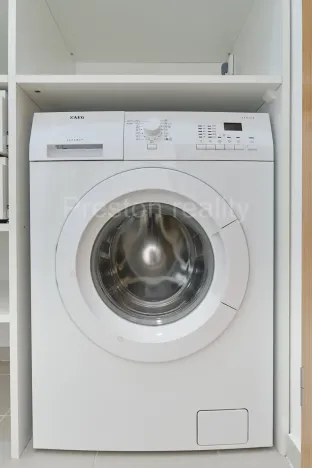 Pronájem bytu 1+kk, Praha - Troja, Písečná, 26 m2