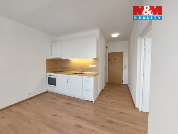 Pronájem bytu 1+1, Klášterec nad Ohří, Lípová, 36 m2
