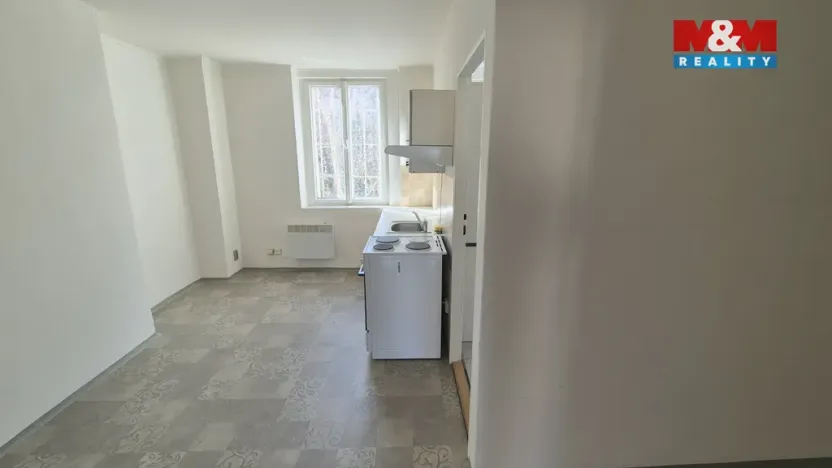 Pronájem bytu 1+1, Kladno, plk. Stříbrného, 40 m2