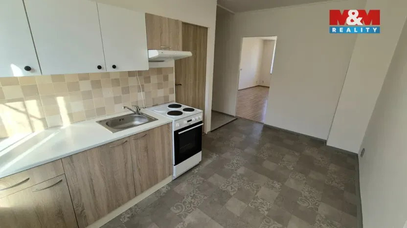 Pronájem bytu 1+1, Kladno, plk. Stříbrného, 40 m2