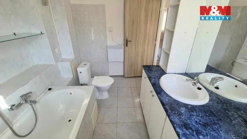 Pronájem bytu 1+1, Kladno, plk. Stříbrného, 40 m2