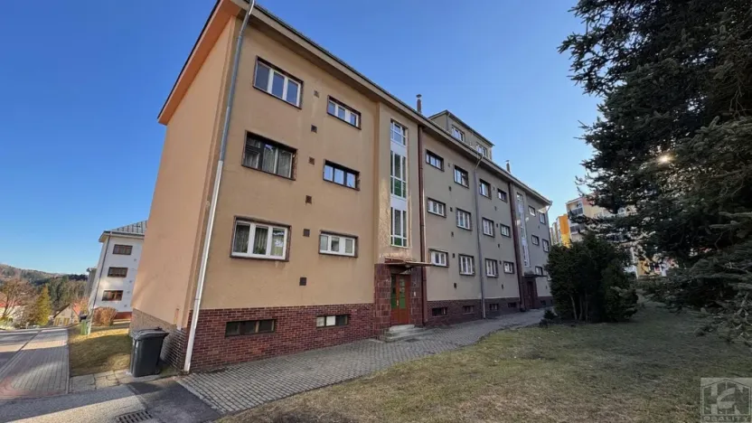 Prodej bytu 2+1, Tanvald, Radniční, 77 m2